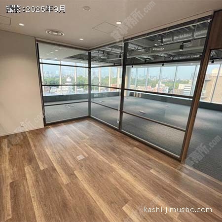 貸室内(8階)