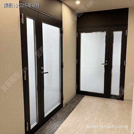 貸室入口
