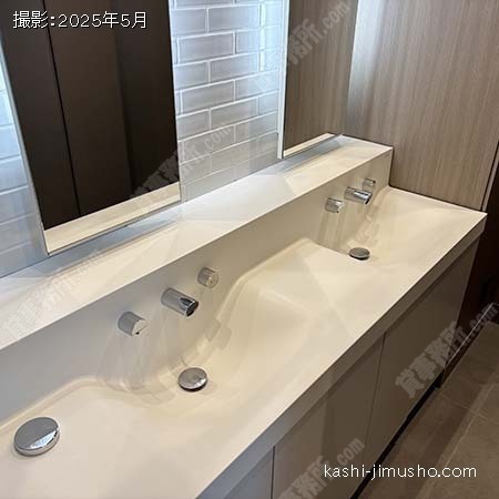 男性トイレ