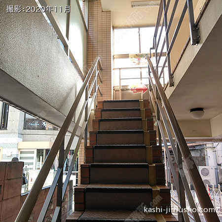 共用階段