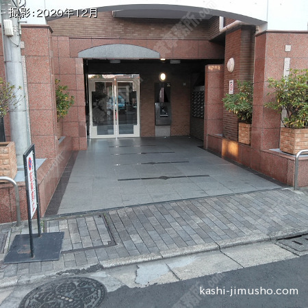 建物入口