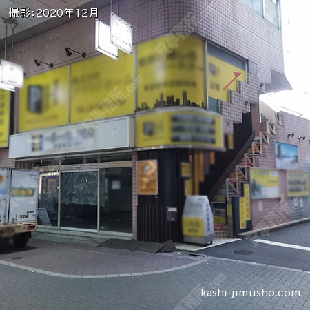 ビル正面