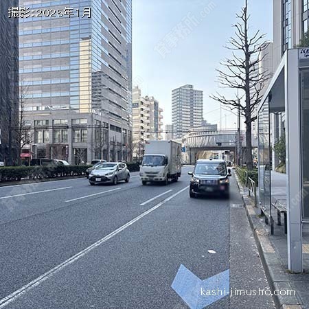 前面道路(甲州街道)