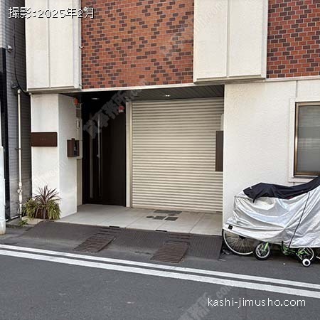 ビル前面