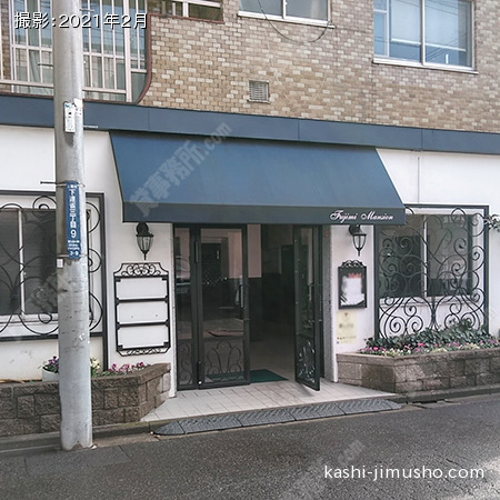 建物入口