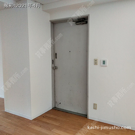 貸室入口(1階104号室）