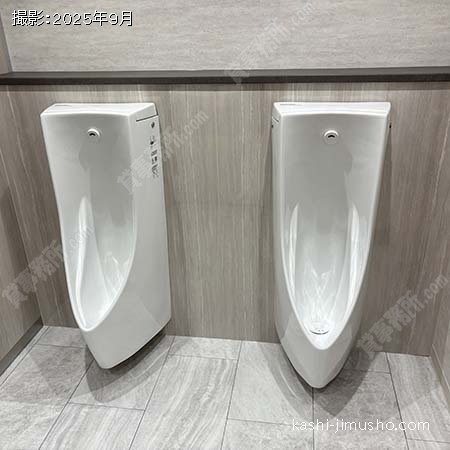 男性トイレ(4階)