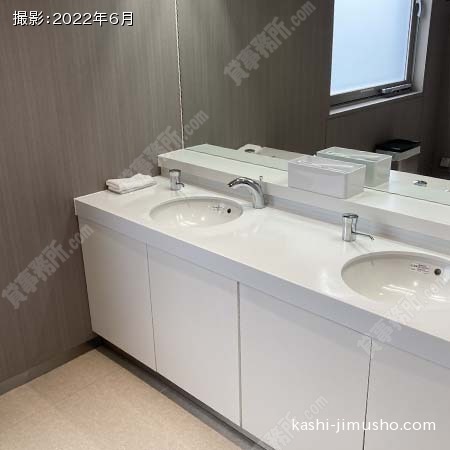 男性トイレ 男性トイレ