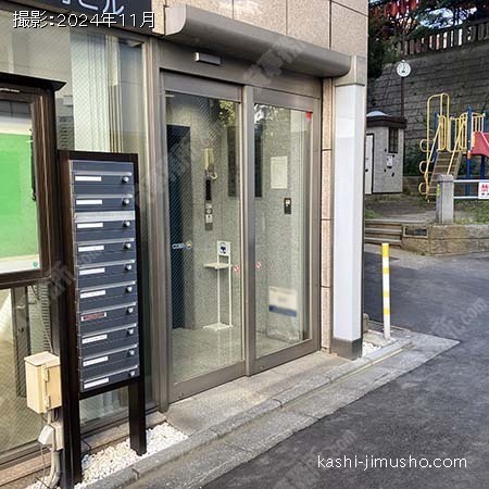 ビル入口