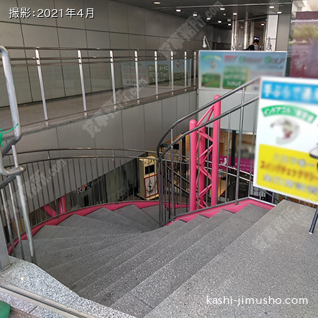 地階入口
