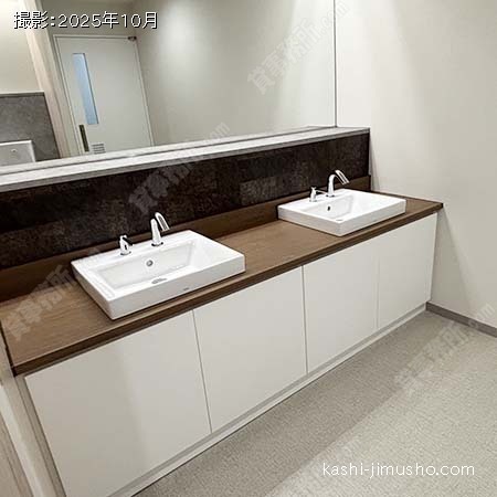 男性トイレ 男性トイレ