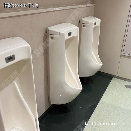 男性トイレ