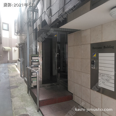 ビル入口 ビル入口