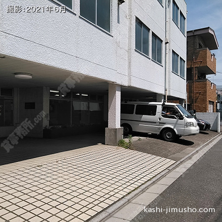 駐車スペース