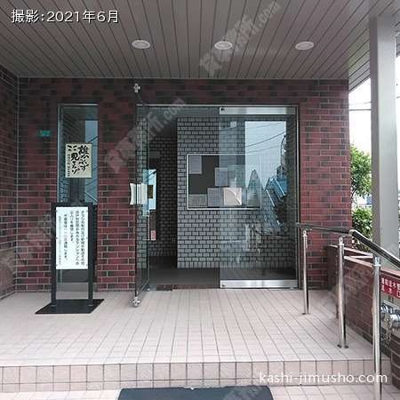 建物入口