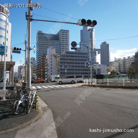 新富町駅 