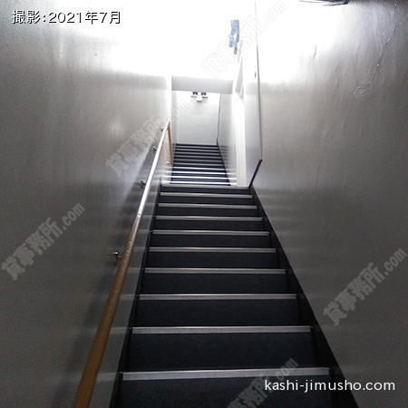 共用階段 共用階段