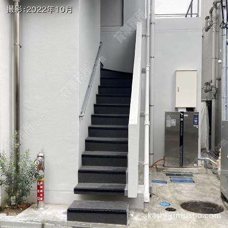 共用階段