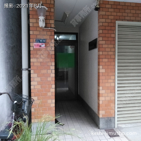 建物入口