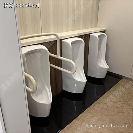 男性トイレ