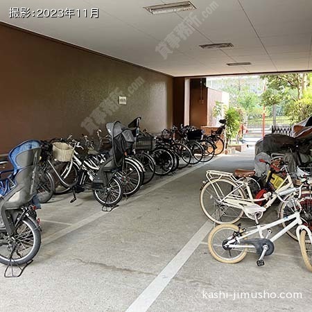 駐輪場
