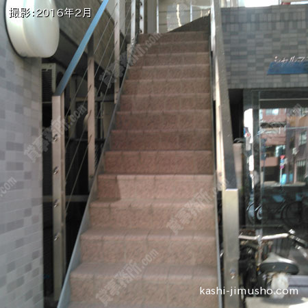 ２階事務所専用階段