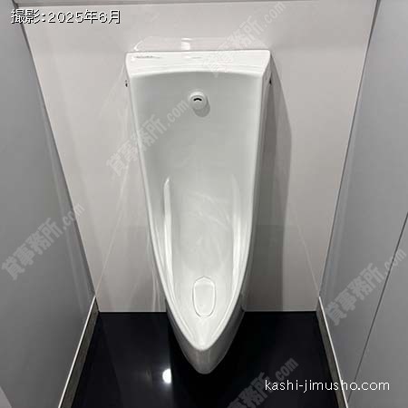 男性トイレ
