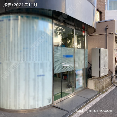 ビル前面