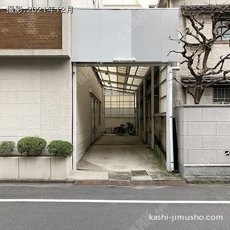 駐車場入口