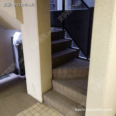 共用階段 共用階段