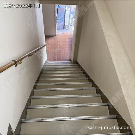 共用階段