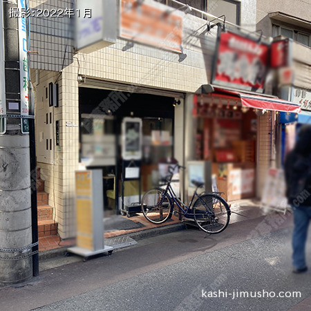 ビル前面