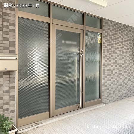 貸室入口(1階)