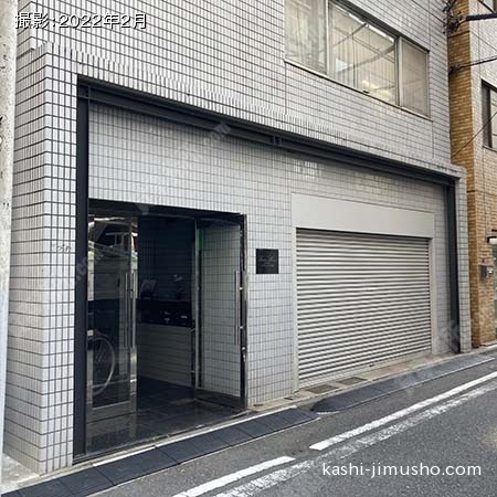 ビル正面