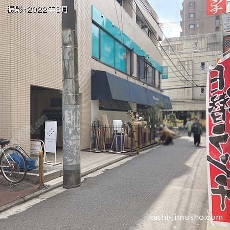 ビル前面