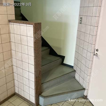共用階段