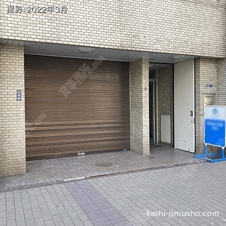 ビル前面