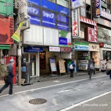 ビル前面