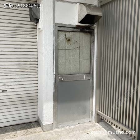 貸室入口(1階) 貸室入口(1階)