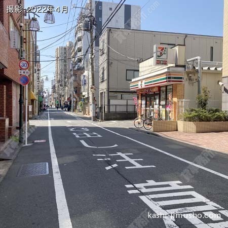 前面道路（旧日光街道）