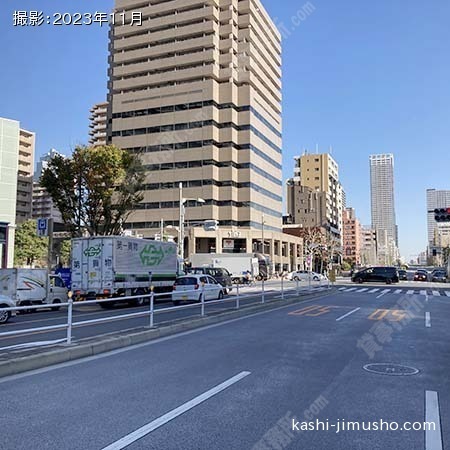 前面道路(清澄通り)
