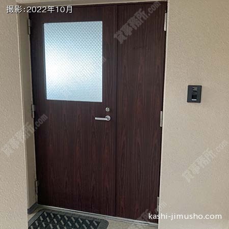 貸室入口