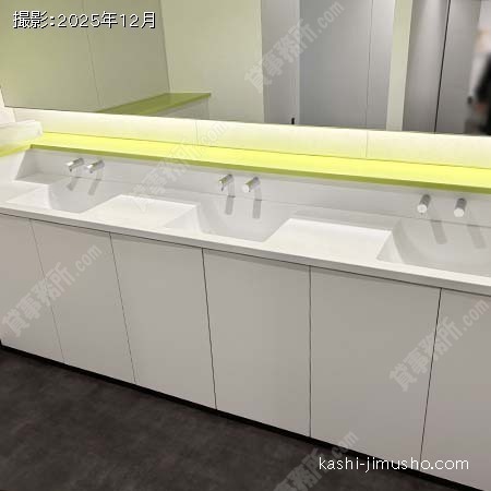 女性トイレ 女性トイレ