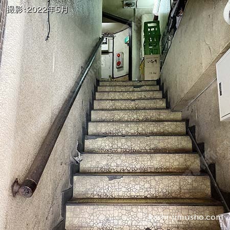共用階段