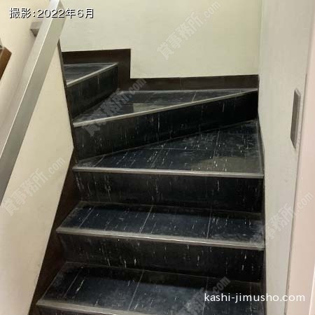 共用階段