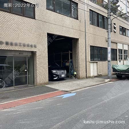 ビル前面