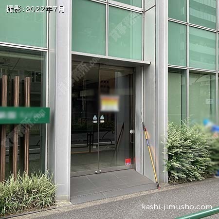 ビル入口