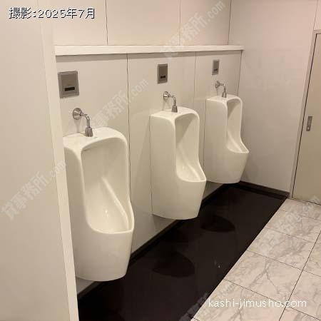 男性トイレ