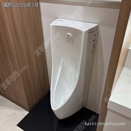 男性トイレ