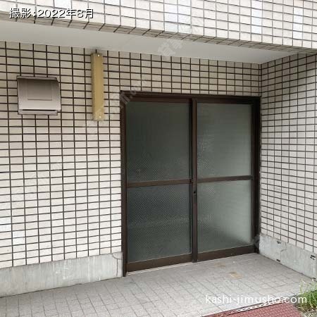 貸室入口(1階)